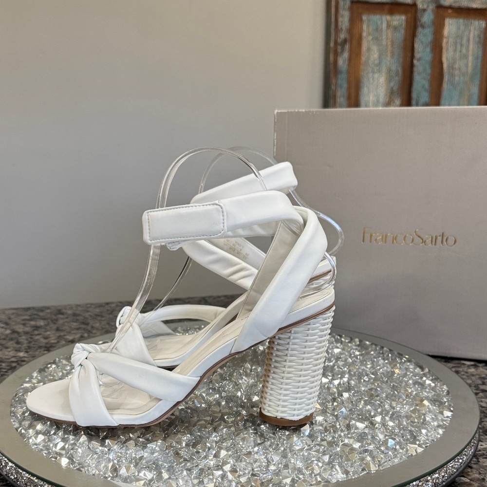 Franco Sarto Loma White Knotted Strappy Block Heel basket weave Sandals NEW 9